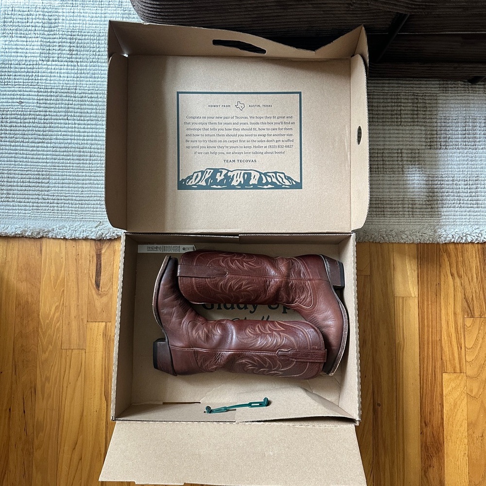 Tecovas “Annie” Leather Cowgirl Boots - Picture 3 of 13